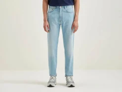Peeg Tapered Jeans
